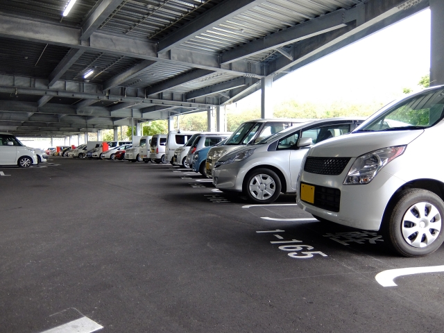 車を売る時期はいつがいい？何月なら高く売れる？